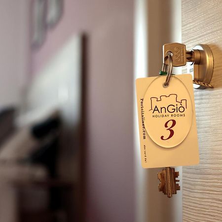 AnGiò holiday rooms Nápoles Exterior foto
