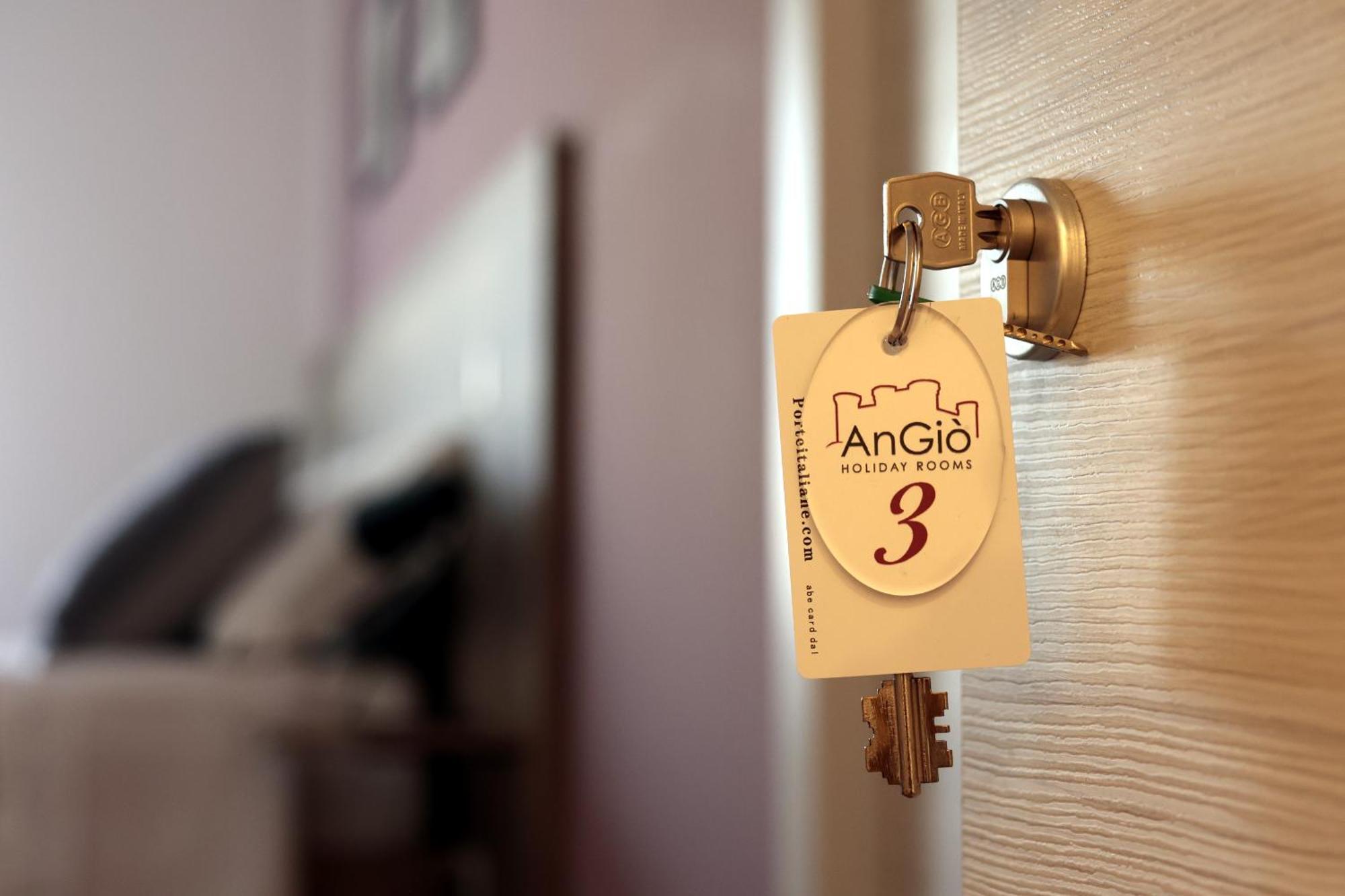 AnGiò holiday rooms Nápoles Exterior foto